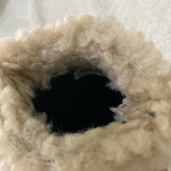 Ann and Ava Eyeglass Carrying Case Sherpa color Tan NWT - Picture 5 of 6